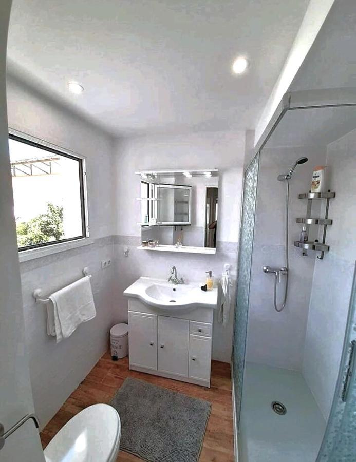 Roberta'S Guest House Seville Exterior photo