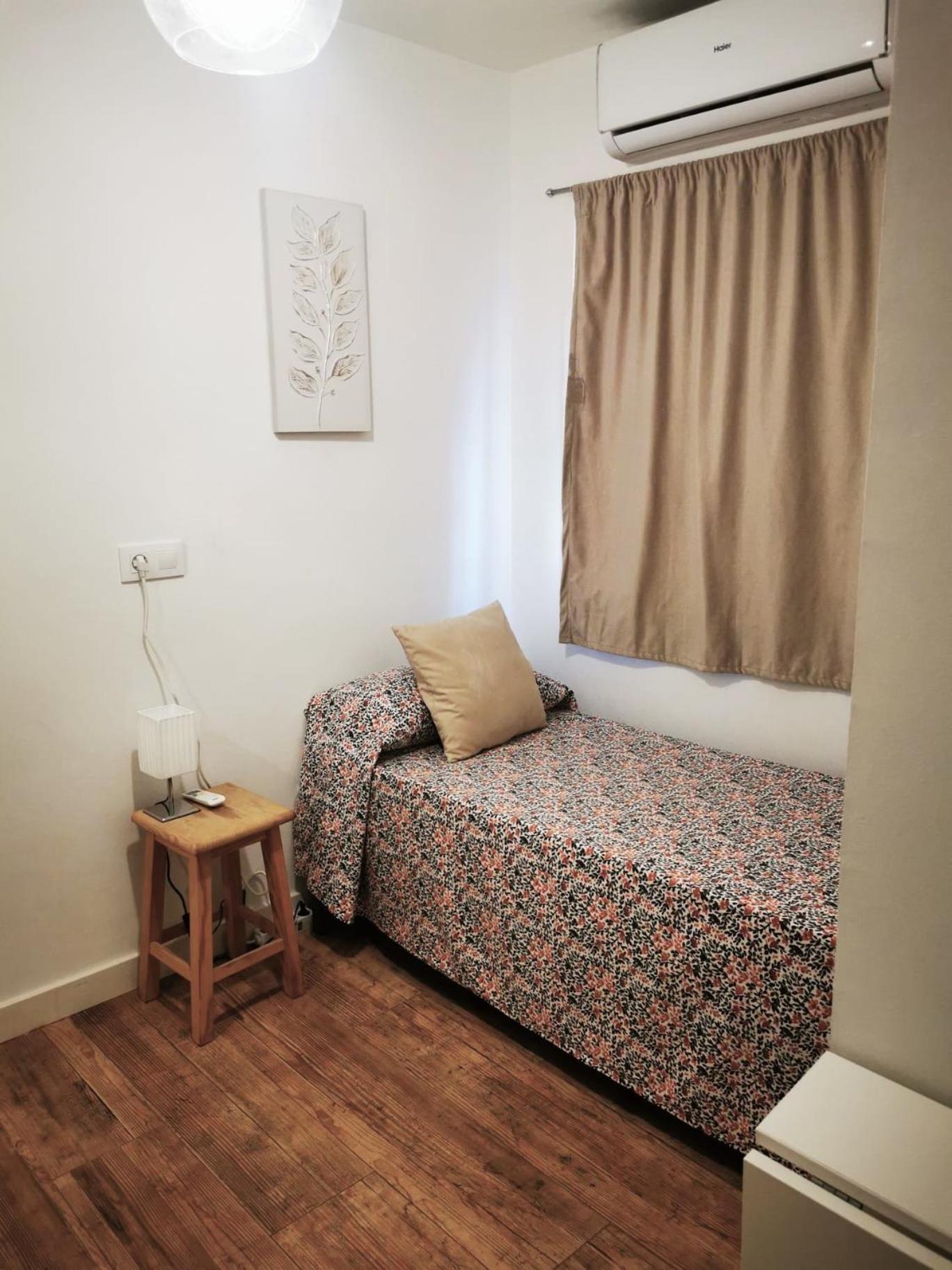 Roberta'S Guest House Seville Exterior photo